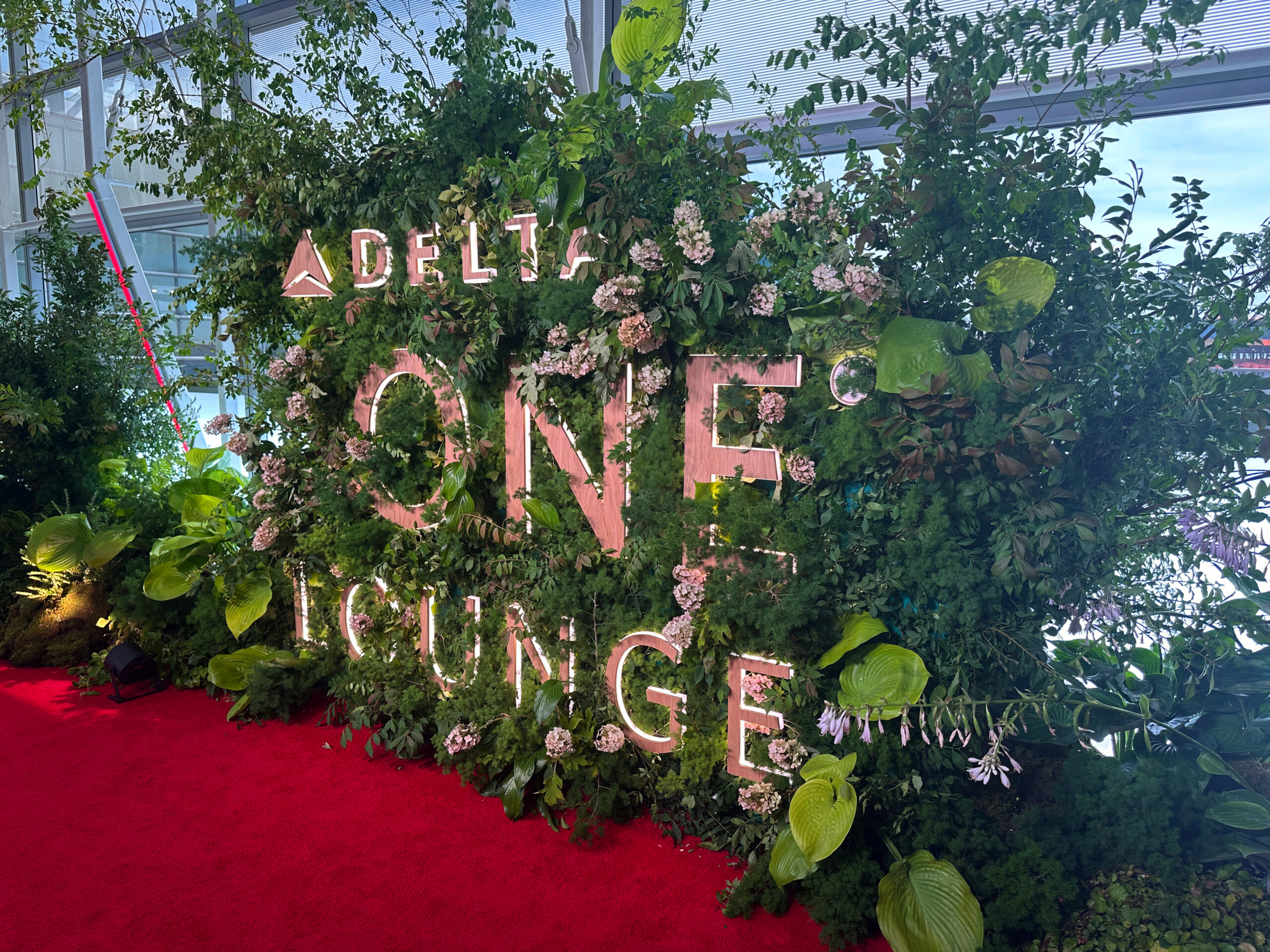 First Glimpse: Delta Inaugurates its Exclusive Delta One Lounge in New York JFK
