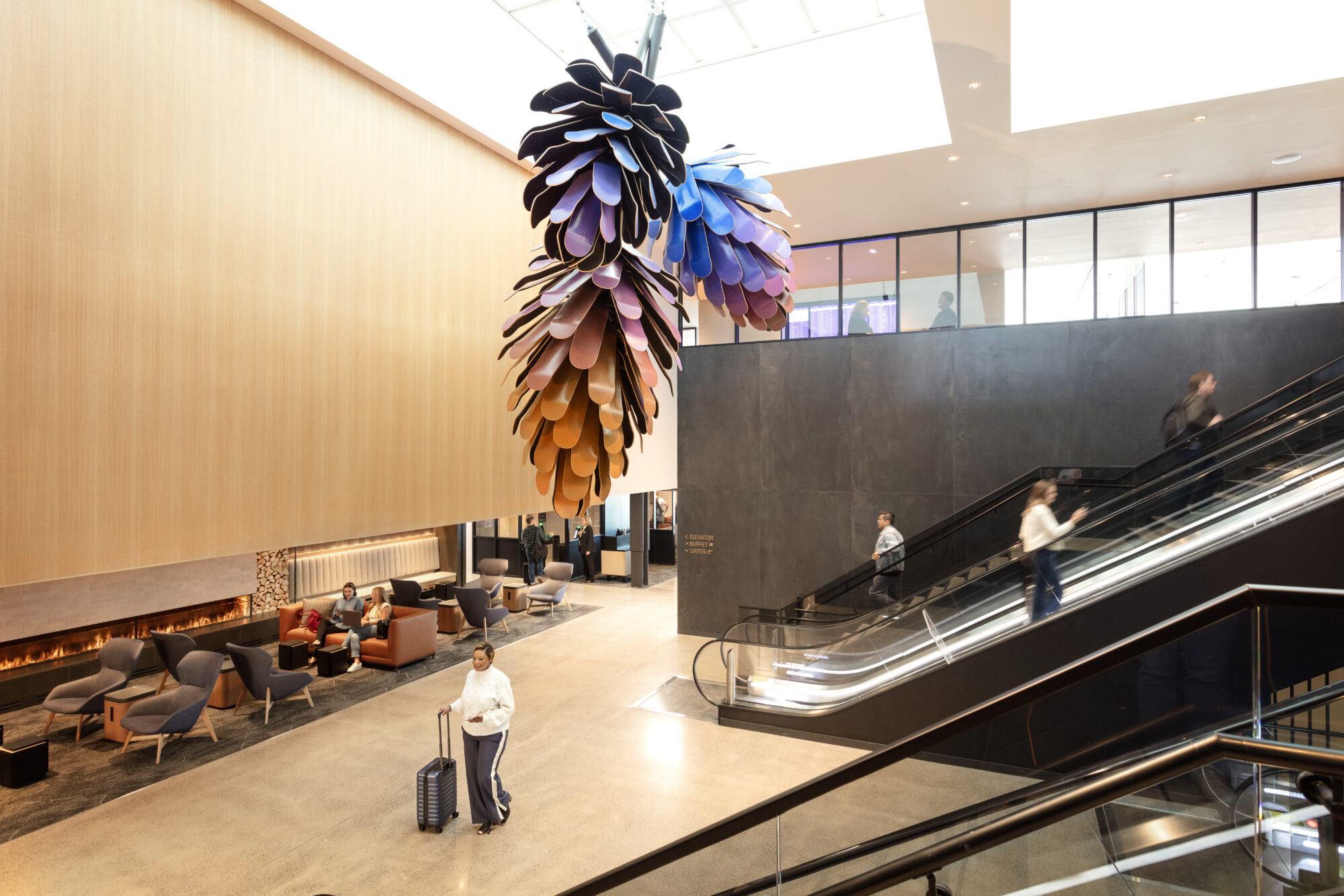 United Opens Largest Ever Club Lounge at Denver International Airport